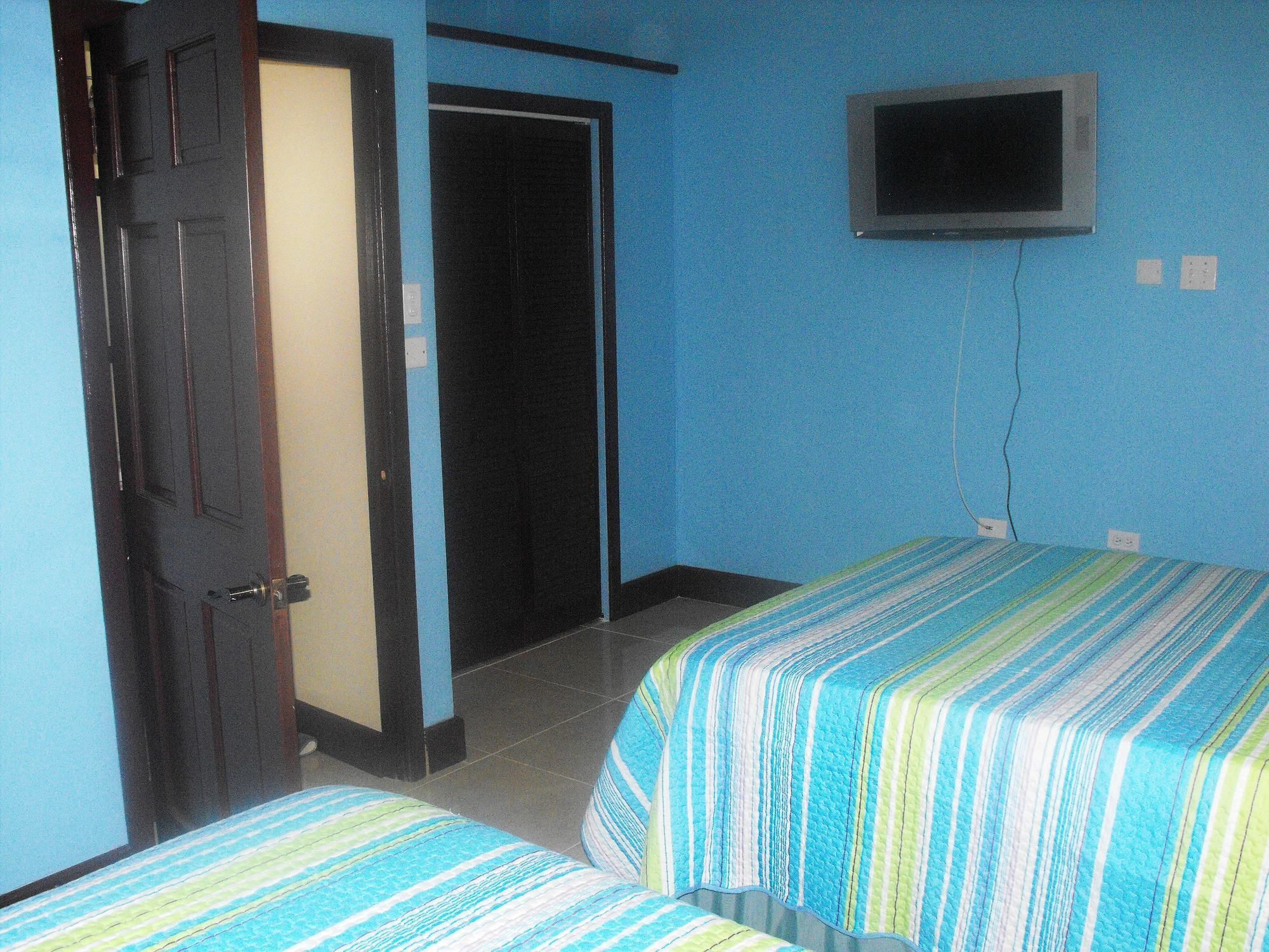 Hotel Tropik Leadonna Montego Bay Exterior foto